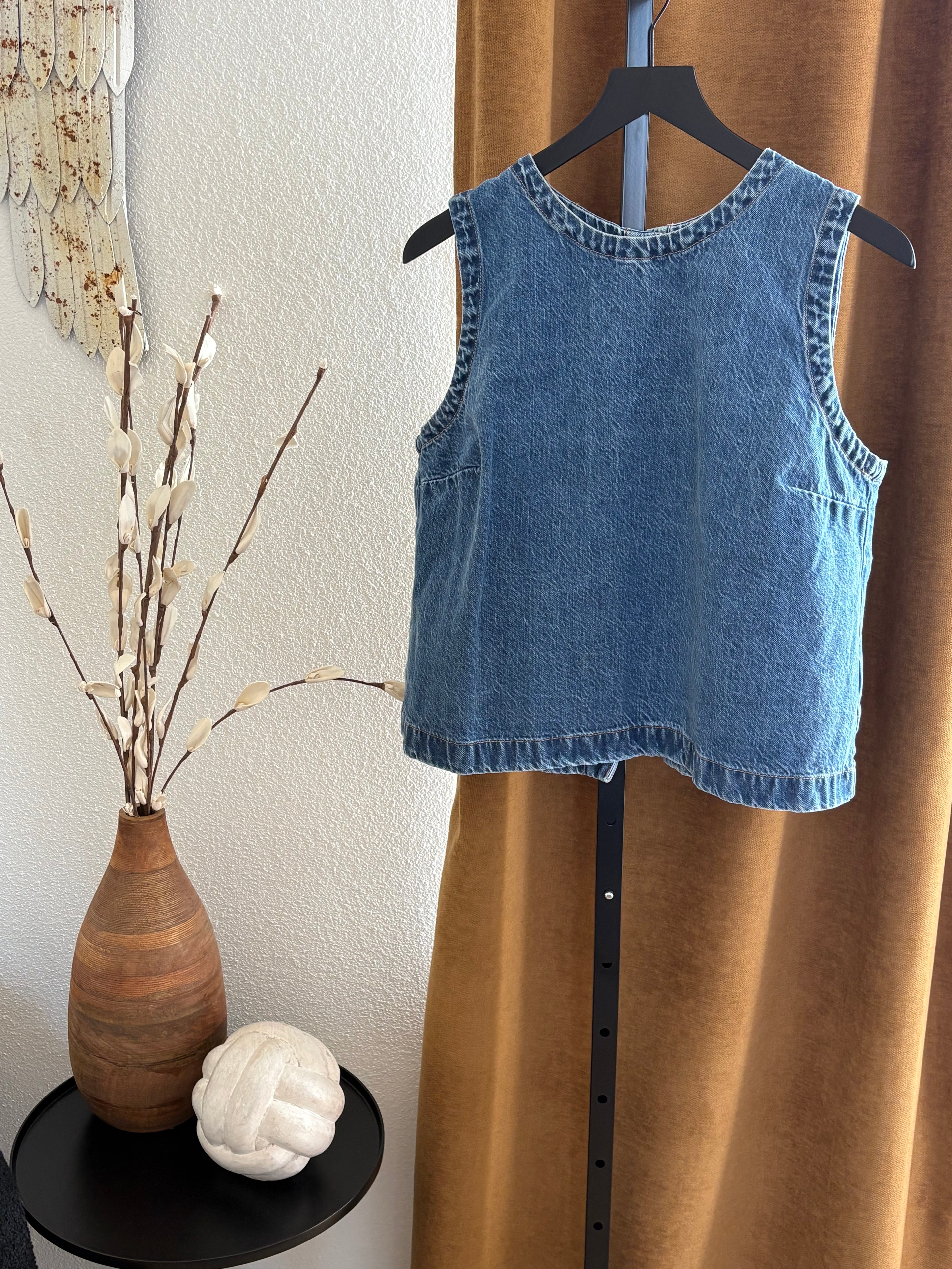 Abercrombie denim button back tank Large